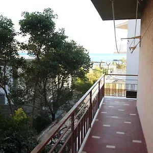 https://miramare-arma-di-taggia.hotelitalianriviera.com